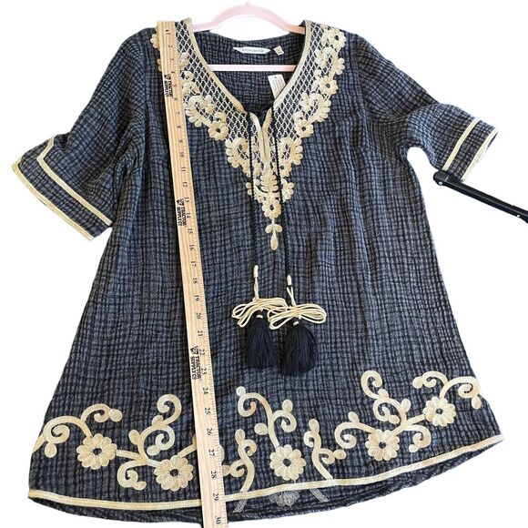 Soft Surroundings Womens M Charcoal Gauze Short Sleeve Gold Embroidered Blouse - Picture 10 of 11